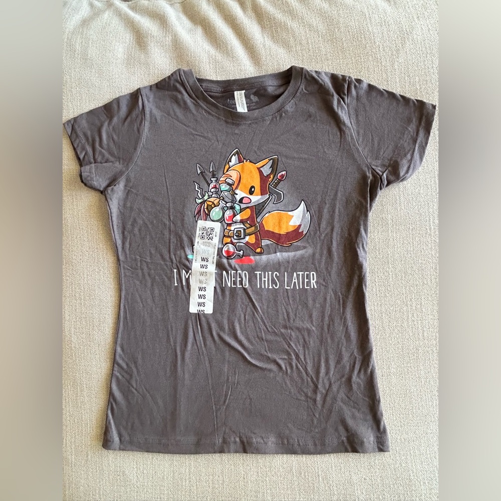 NWT teeturtle Gray Fox Graphic Short Sleeve T-Shirt